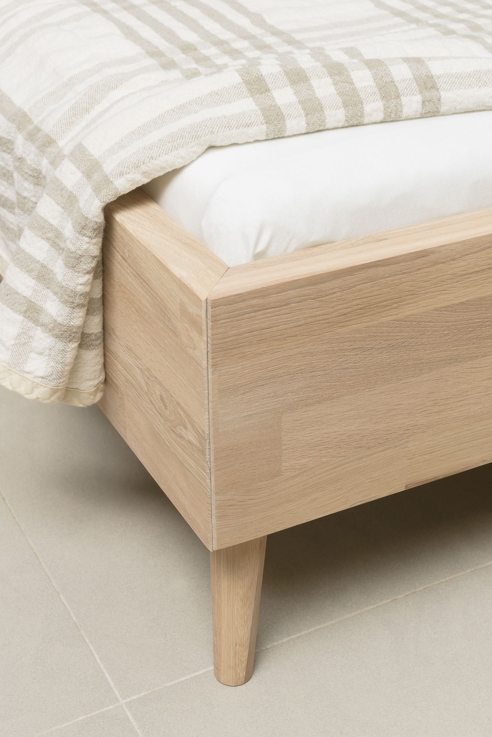 NordicStory Cama madera maciza roble dormitorio nordico